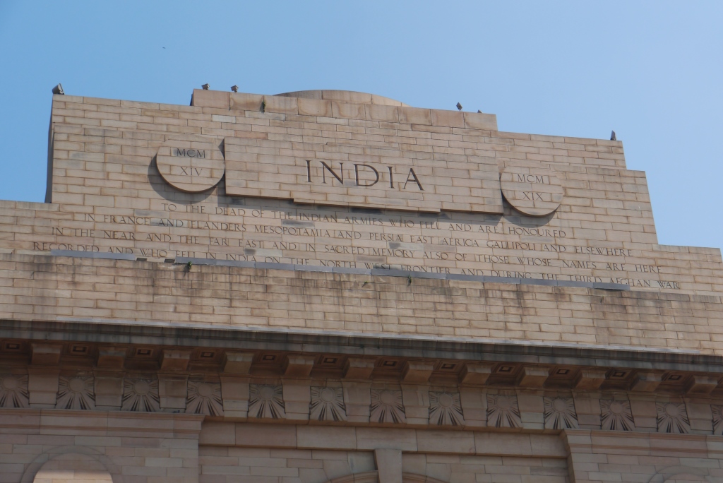 DELHI MEMORIAL (INDIA GATE) - CWGC