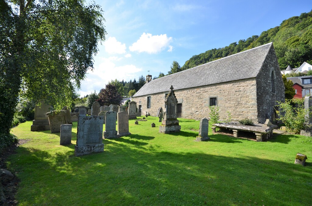 Weem Parish Churchyard | Cemetery Details | CWGC