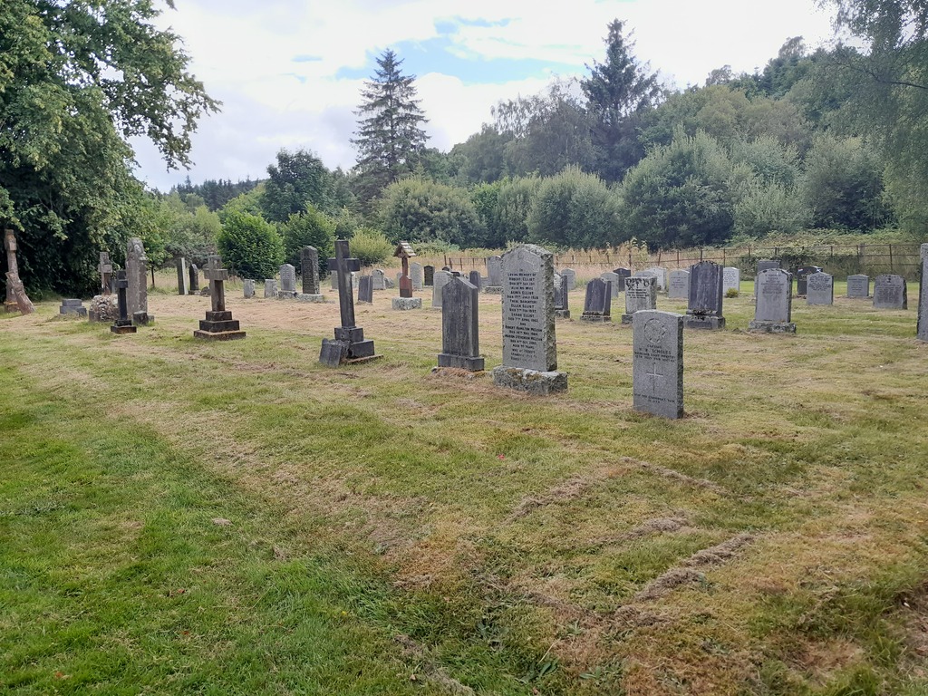 Dunoon (Holy Trinity) Episcopalian Churchyard | Cemetery Details | CWGC