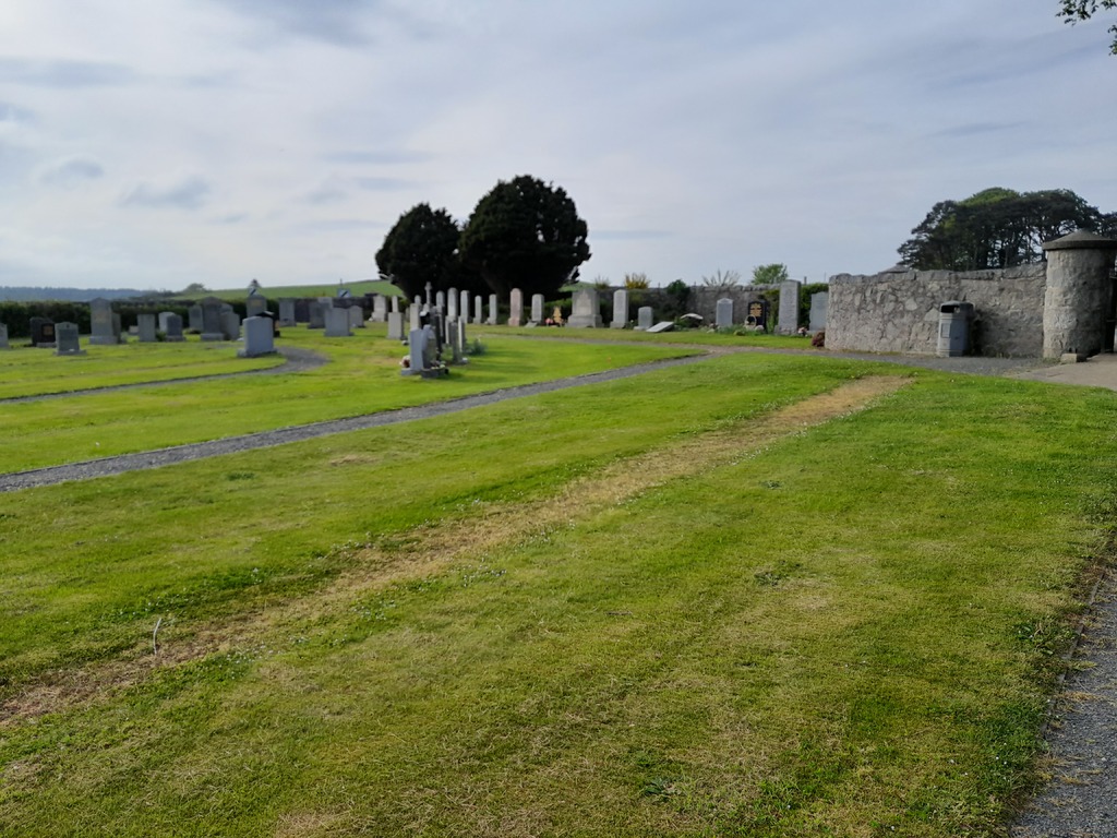 Fintray (St. Giles) Burial Ground | Cemetery Details | CWGC