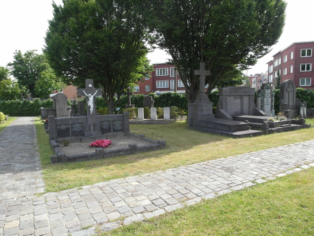 Berchem (Antwerpen) Communal Cemetery | Cemetery Details | CWGC