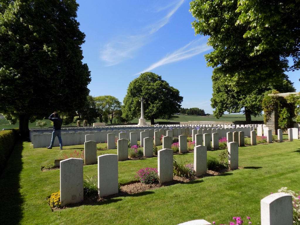 Achiet-Le-Grand Communal Cemetery Extension | Cemetery Details | CWGC