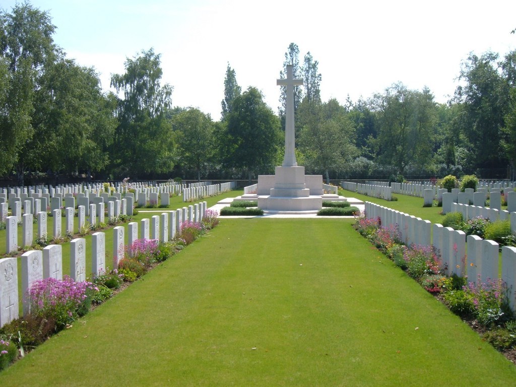 BULLY-GRENAY COMMUNAL CEMETERY, BRITISH EXTENSION - CWGC