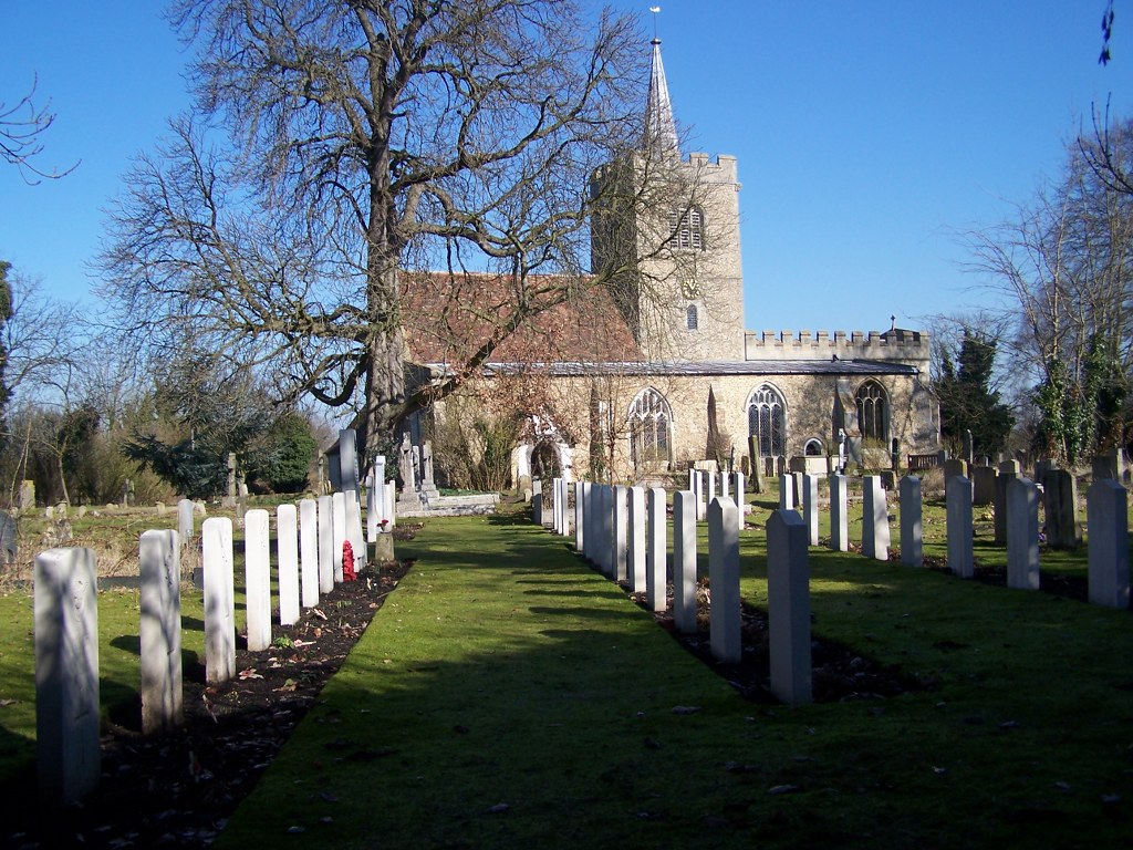 WHITTLESFORD (SS. MARY AND ANDREW) CHURCHYARD - CWGC