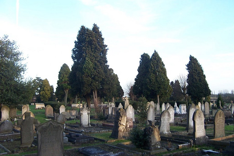 Rushden Cemetery | Cemetery Details | CWGC