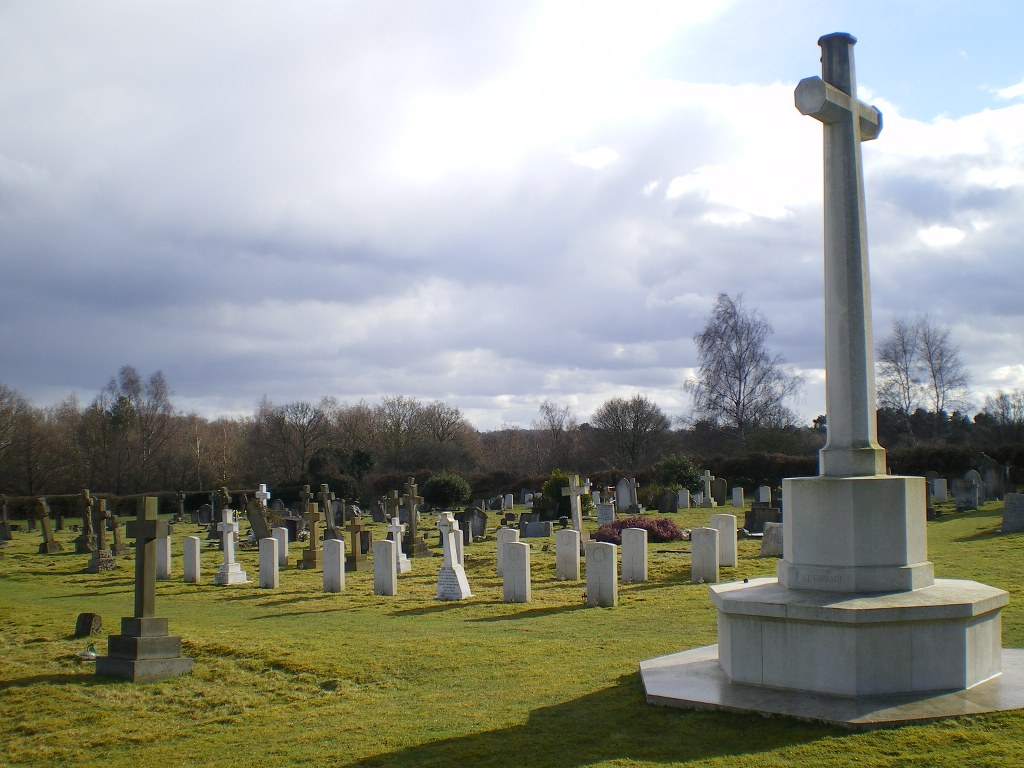 WITLEY (MILFORD) CEMETERY - CWGC