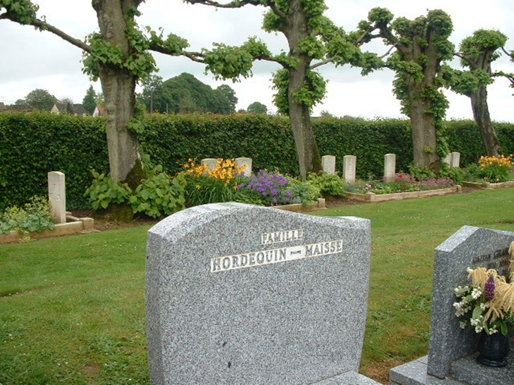 Lavieville Communal Cemetery | Cemetery Details | CWGC