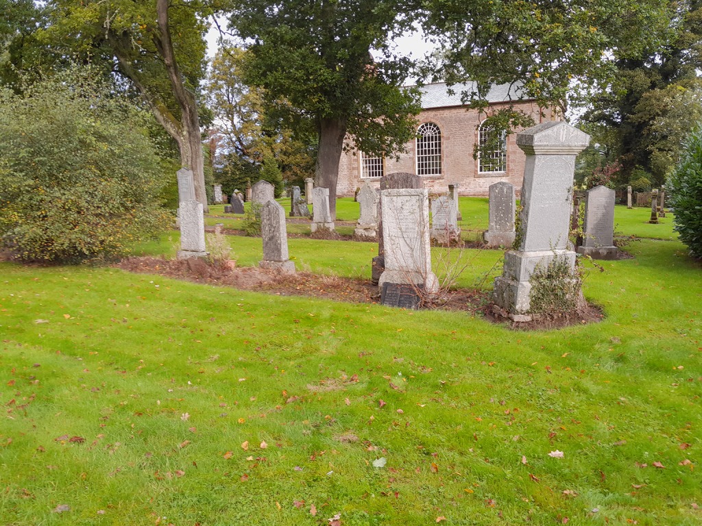 Kilmaronock Churchyard | Cemetery Details | CWGC