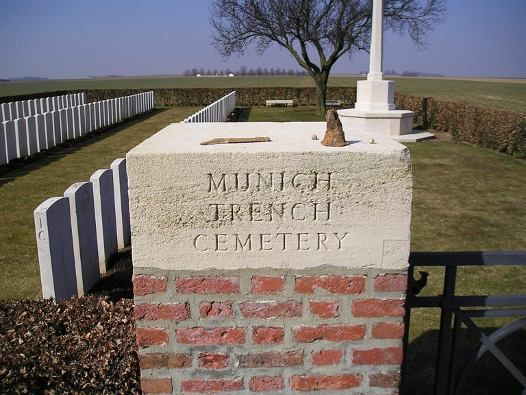 Munich Trench British Cemetery Beaumont Hamel Cemetery Details