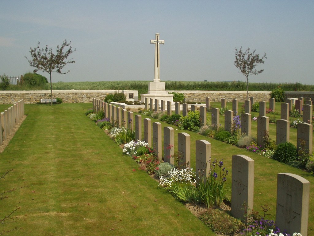 Le Peuplier Military Cemetery Caestre Cemetery Details Cwgc