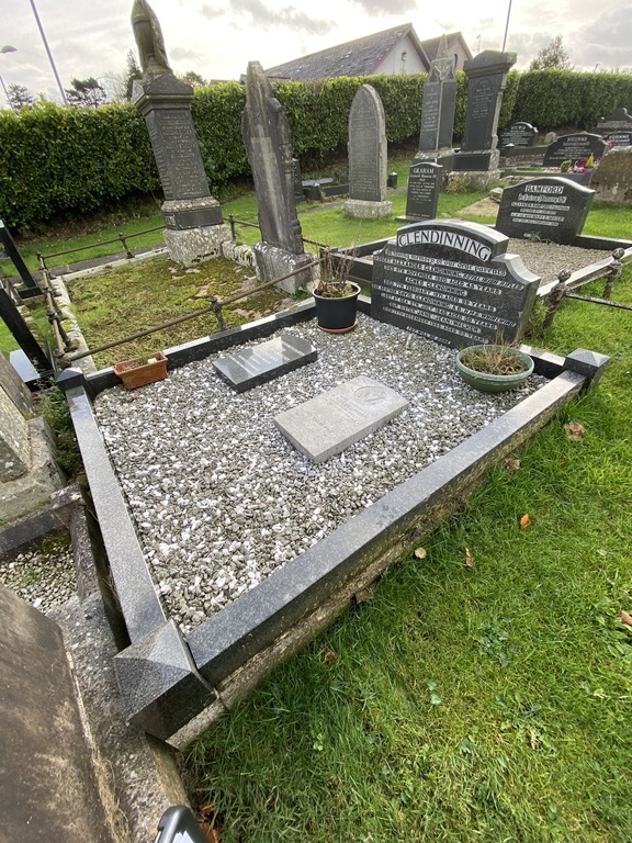 Dundrod Presbyterian Churchyard | Cemetery Details | CWGC