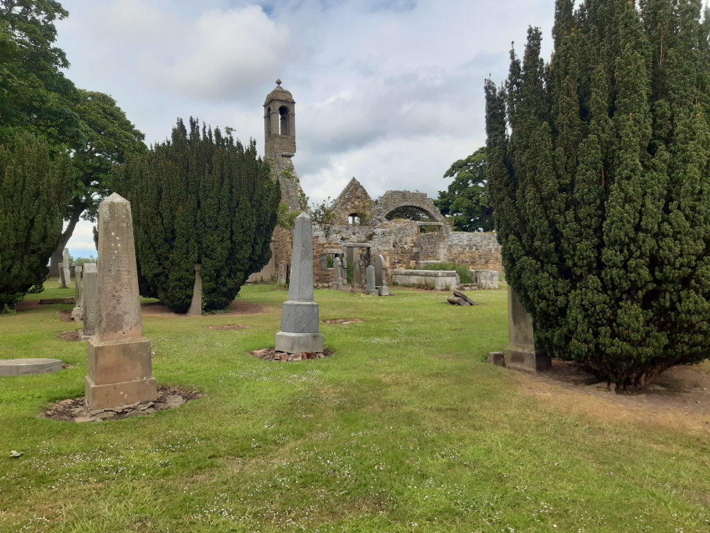 Gladsmuir Parish Churchyard | Cemetery Details | CWGC